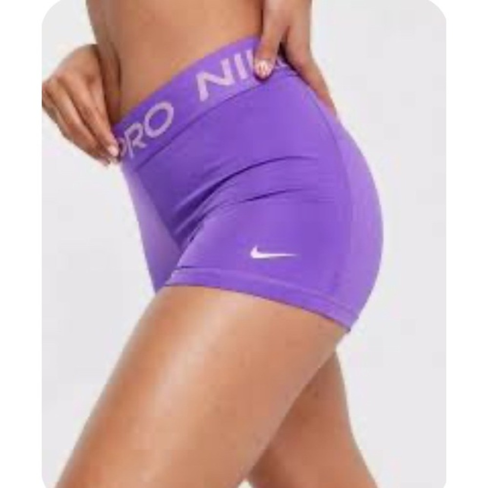 Nike Pro Women 3 Inch Training Gym Lifting Compression Shorts Purple Medium EUC